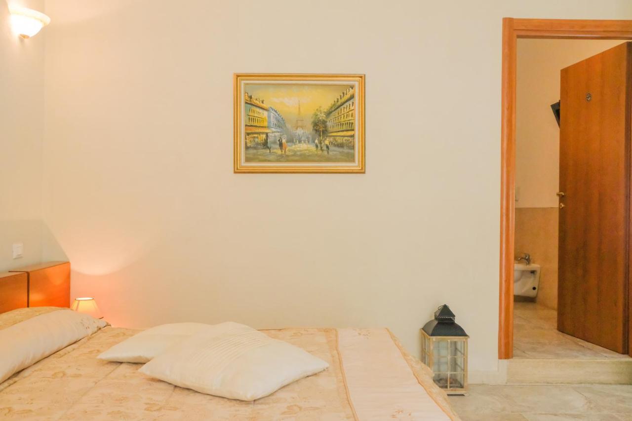 B&B Tenuta Martinelli Monopoli Exteriör bild