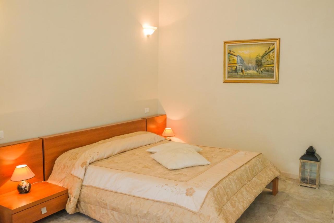 B&B Tenuta Martinelli Monopoli Exteriör bild