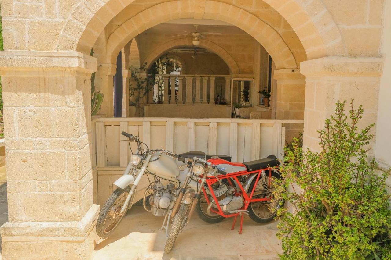 B&B Tenuta Martinelli Monopoli Exteriör bild